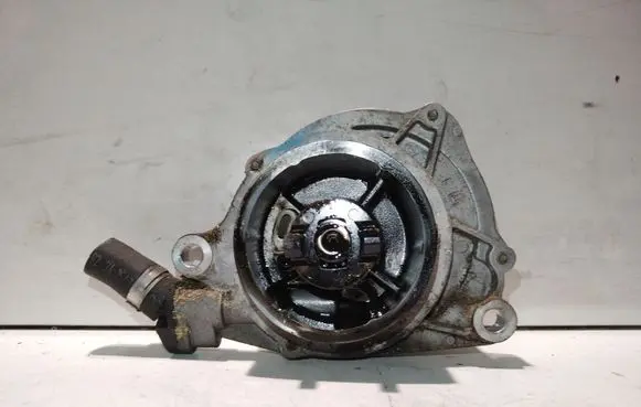 BMW 5 E60 E61 Vacuum pump 72832710