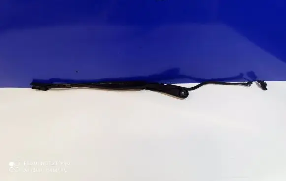 Volvo S60 Windshield/front glass wiper blade 31693537