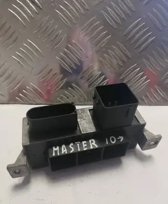 Glow plug pre-heat relay