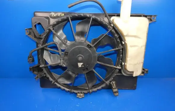 Hyundai i30 Electric radiator cooling fan