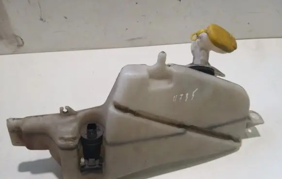 Renault Scenic I Windscreen/windshield washer pump 430702B