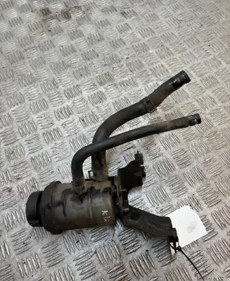 KIA Sorento Power steering fluid tank/reservoir 