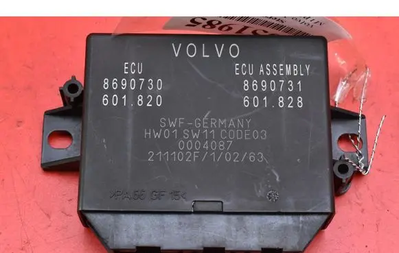 Volvo XC90 Engine control unit/module ECU 8690730