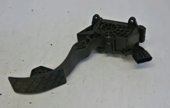 Skoda Fabia Mk3 (NJ) Accelerator throttle pedal 0280755335