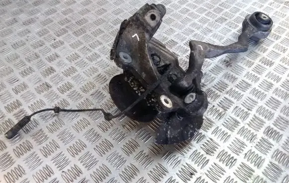 BMW 1 E81 E87 Front wheel hub 6764443
