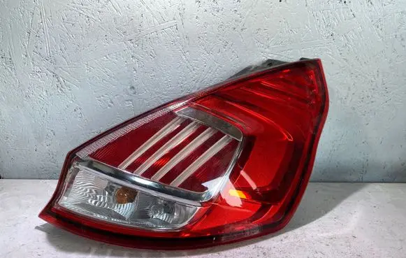 Ford Fiesta Rear/tail lights C1BB13404B 08122016 G9R68K00