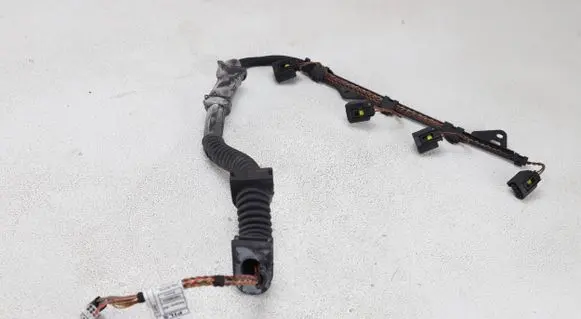 BMW 5 E60 E61 Fuel injector wires 7580388 7803762 7803761