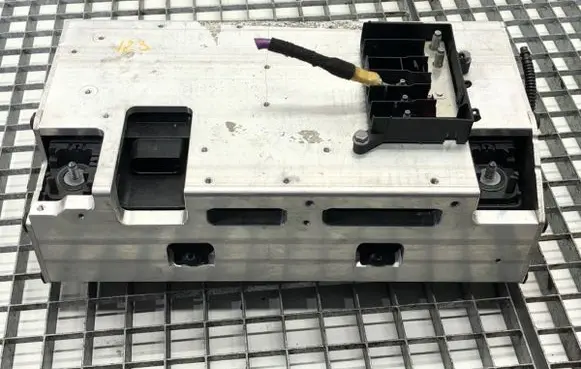 Audi A8 S8 D5 Hybrid / electric car battery 4N0915441E