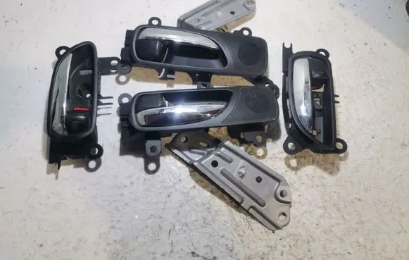 Lexus IS 220D-250-350 Front door interior handle 6774053010 6929830040