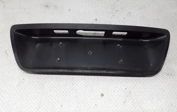 Mercedes-Benz C W203 Tailgate trim 2037400181