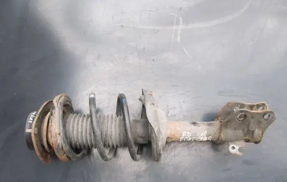 Subaru Forester SH Front shock absorber with coil spring 20310SC100 101021
