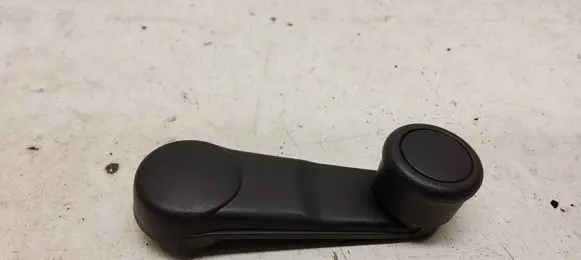 Audi A4 S4 B7 8E 8H Front door window winding handle 8Z0837581B