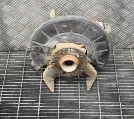 Skoda Octavia Mk2 (1Z) Front wheel hub