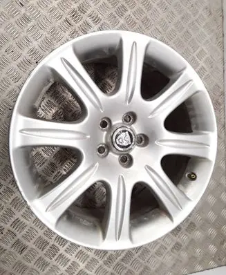 R18 alloy rim