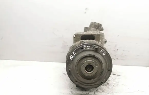 Volkswagen Golf V Air conditioning (A/C) compressor (pump) 1K0820803G