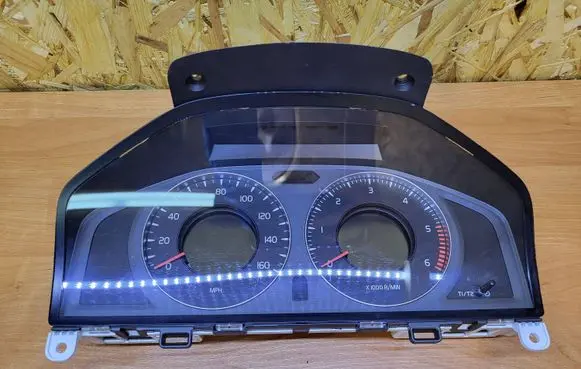 Volvo S80 Speedometer (instrument cluster) 31254540AA 36000416 69199680U