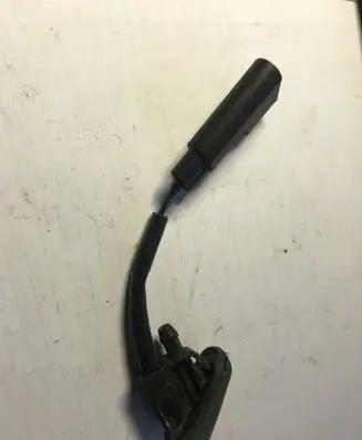 Ford Focus Windshield washer spray nozzle BM5117666A