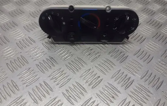Ford Fiesta Interior fan control switch 2S6H19980