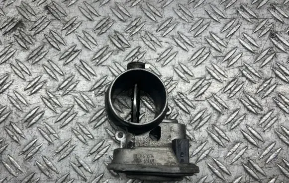 BMW 3 E90 E91 Throttle body valve 780437301