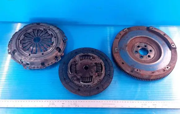 Peugeot Partner Clutch set kit 968625398000 99944J 95093117292