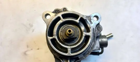 Mazda 626 Vacuum pump RF4F18G00 X2T58171A