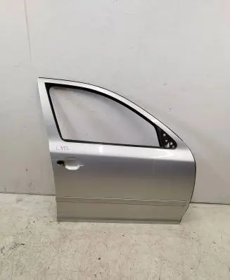Skoda Octavia Mk2 (1Z) Front door