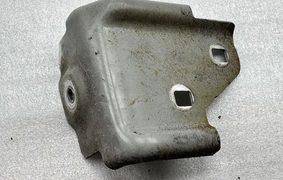Mercedes-Benz S W222 Fender mounting bracket A2228800714