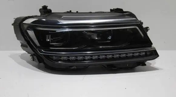 Volkswagen Tiguan Headlight/headlamp 5NB941082A 030110123600