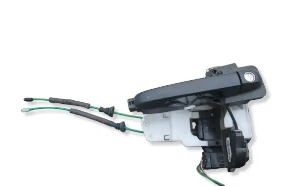 Hyundai i30 Front door lock 813102L020
