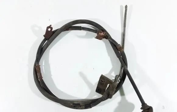 Suzuki XL7 I Handbrake/parking brake wiring cable 