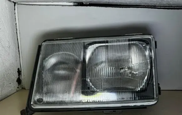 Mercedes-Benz E W124 Headlight/headlamp 12957900 129579 34531R7