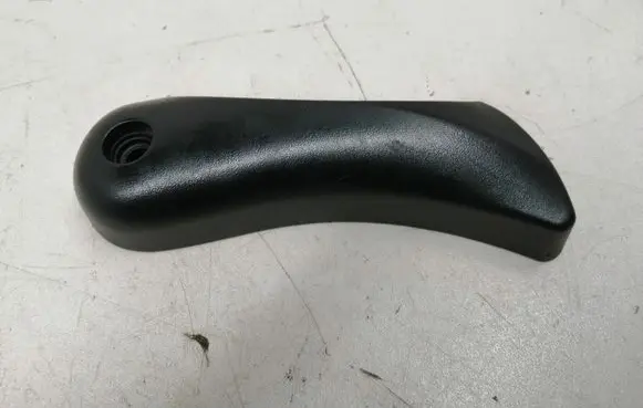BMW 5 E60 E61 Engine bonnet (hood) release handle 51437008933 22339910GE