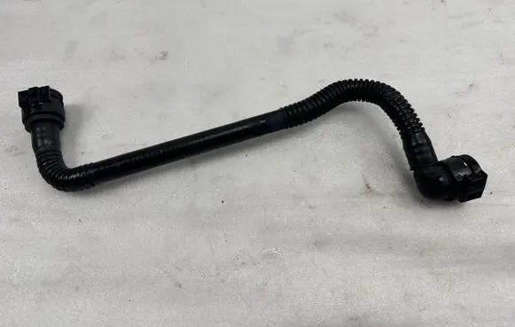 Mercedes-Benz S W222 Engine coolant pipe/hose A2225015591