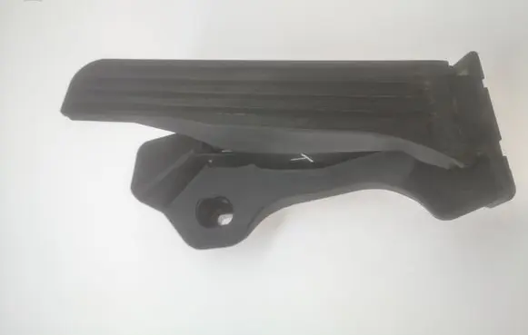Volkswagen Tiguan Accelerator throttle pedal 1K1723503R