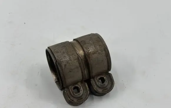 BMW Z3 E36 Muffler pipe connector clamp 7525639 18307525639 7560778