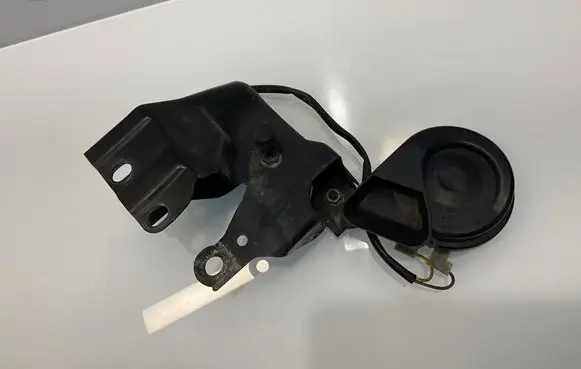 Mercedes-Benz E W211 Headlight/headlamp mounting bracket 