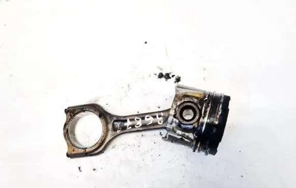 Citroen C4 I Piston with connecting rod