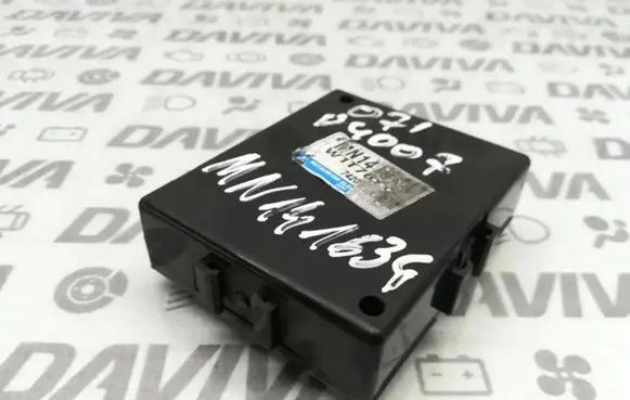 Peugeot 4007 Comfort/convenience module MN141634