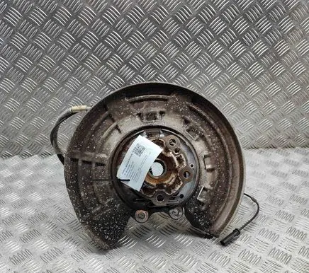 BMW M4 F82 F83 Rear wheel hub 2284796 2284882
