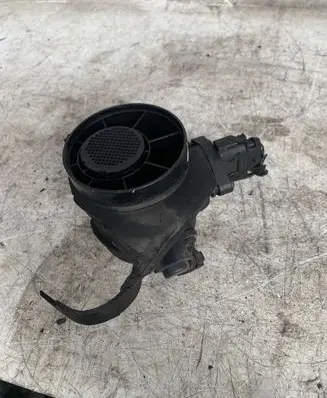 Mercedes-Benz E W211 Mass air flow meter 281002535
