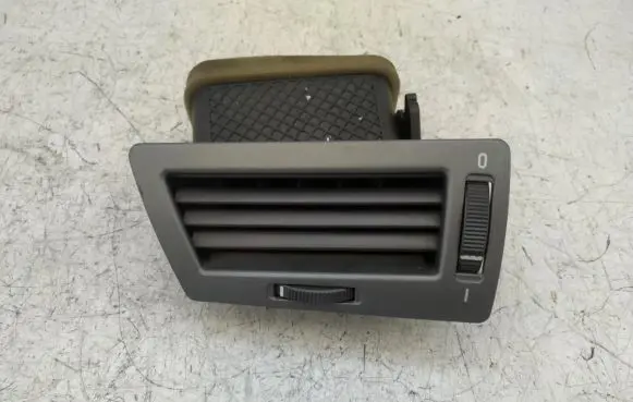 BMW 7 E65 E66 Dashboard air vent grill cover trim 64228223333
