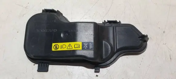Volvo S80 Headlight/headlamp dust cover 30760152