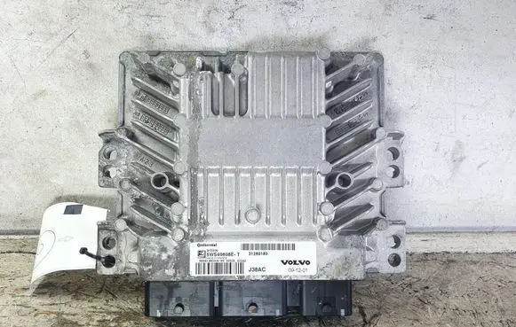 Volvo V70 Engine control unit/module 31269189 5WS40608ET