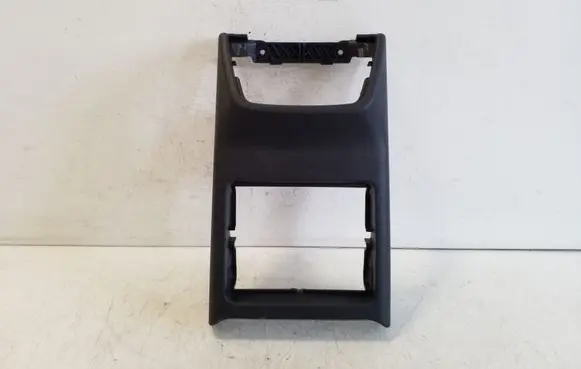 Other center console (tunnel) element