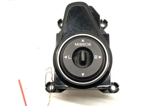 Hyundai i40 Wing mirror switch 39R480-1230