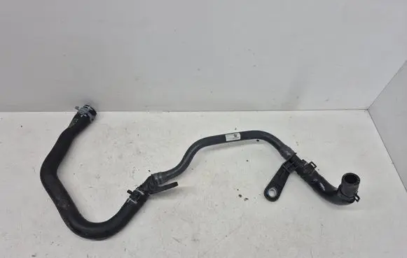 Volkswagen Golf VIII Engine coolant pipe/hose 5Q0121070BT 5Q0121058AD 5Q0121058AC