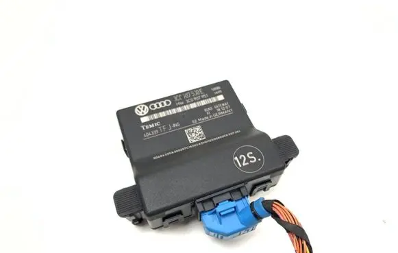 Volkswagen PASSAT B6 Other control units/modules 3C0907530E
