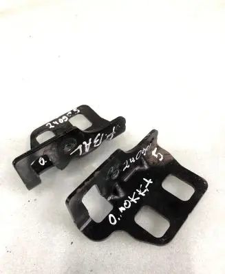 Opel Mokka B Fender mounting bracket 9838210580 9738211880