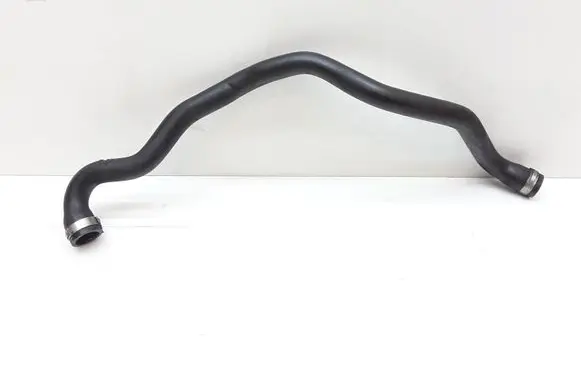 Volvo XC90 Engine coolant pipe/hose 8692241