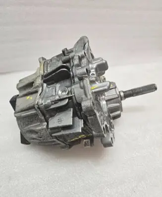 Mercedes-Benz C AMG W205 Gearbox transfer box case A7252800300